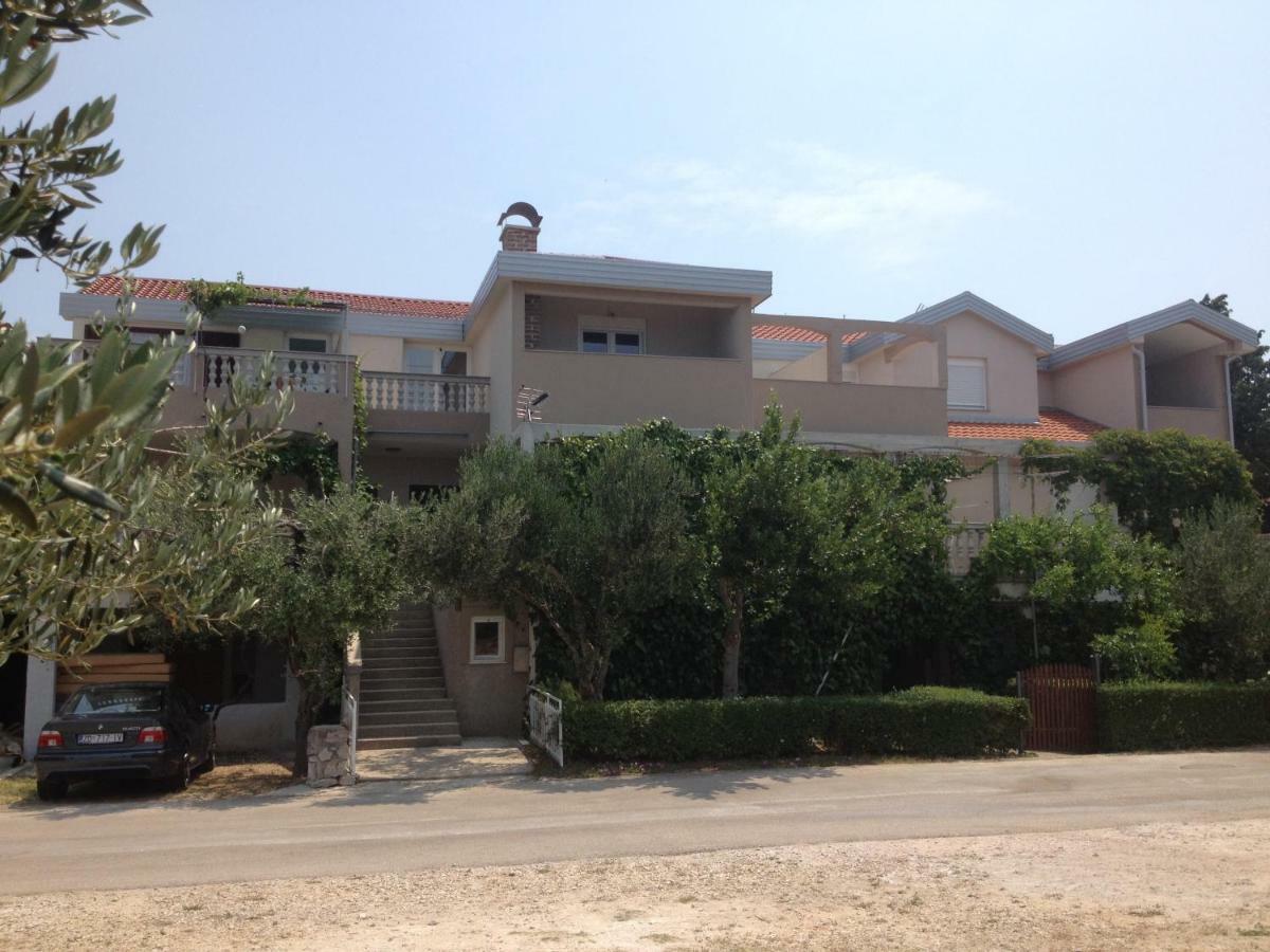Apartments Dubravka 피로바츠 외부 사진
