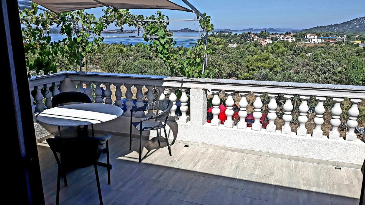 Apartments Dubravka 피로바츠 외부 사진
